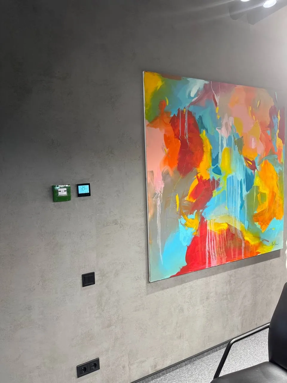 Udstillingshal med Mycond-termostat