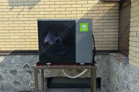 Sommerhus udstyret med Mycond Split varmepumper BeeHeat-serien