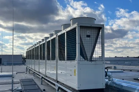 Produktionskompleks med Mycond Modular varmepumpe STANDARD MCU