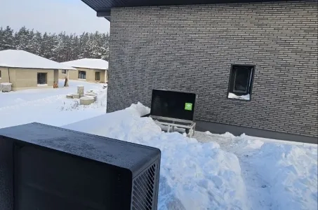 Vinterklar privat bolig med Mycond BeeSmart varmepumpe system